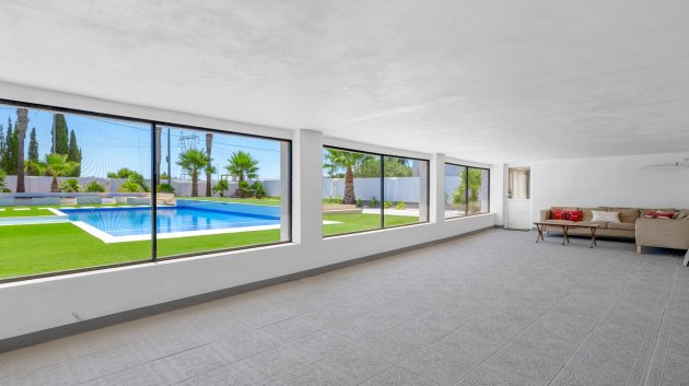 Reventa - Chalets -
Los Montesinos - La Herrada