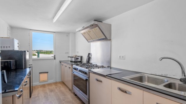 Reventa - Chalets -
Los Montesinos - La Herrada