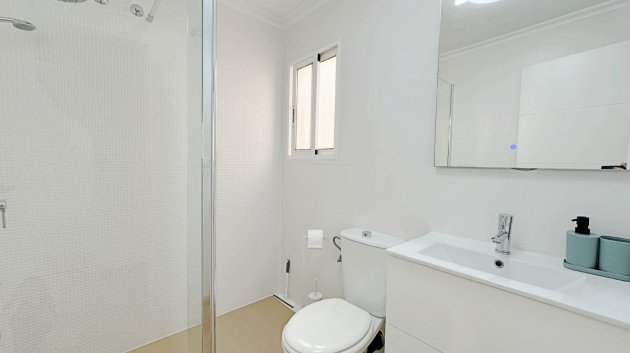 Reventa - Adosado -
Orihuela Costa - La Zenia