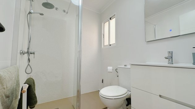 Reventa - Adosado -
Orihuela Costa - La Zenia