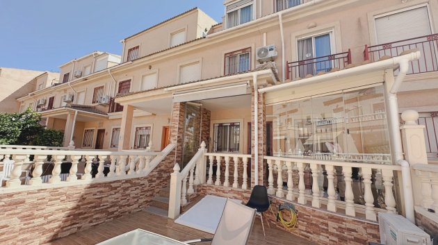 Reventa - Adosado -
Orihuela Costa - La Zenia