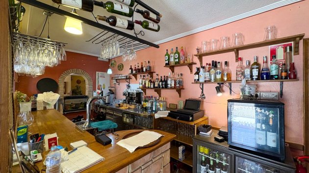 Reventa - Locales -
Torrevieja - La veleta