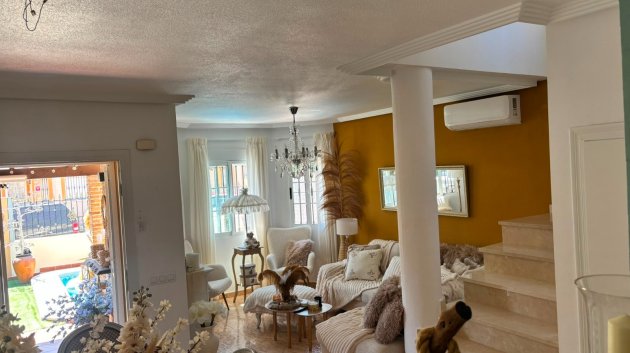 Reventa - Chalets -
El Raso - Guardamar del Segura