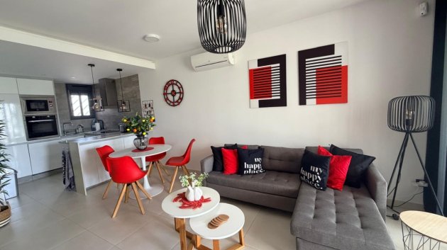 Reventa - Apartamentos -
Torrevieja - Punta Prima