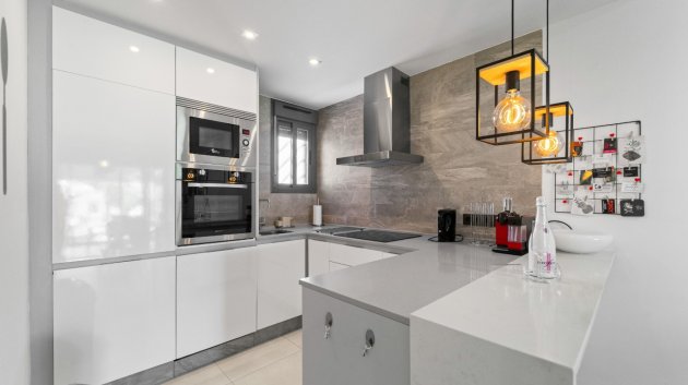 Reventa - Apartamentos -
Torrevieja - Punta Prima