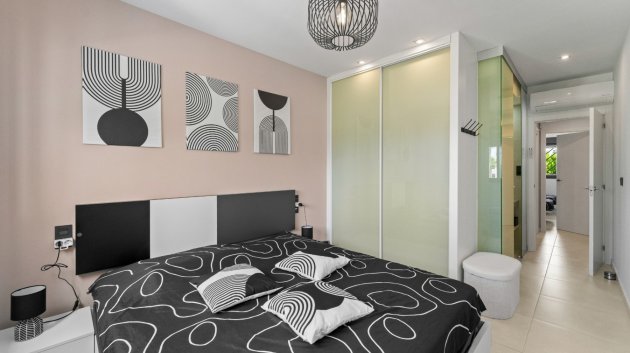 Reventa - Apartamentos -
Torrevieja - Punta Prima