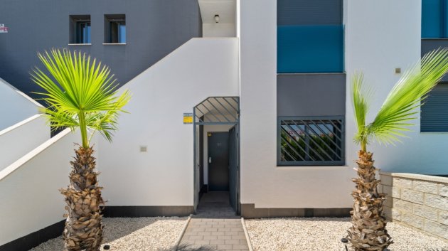 Reventa - Apartamentos -
Torrevieja - Punta Prima
