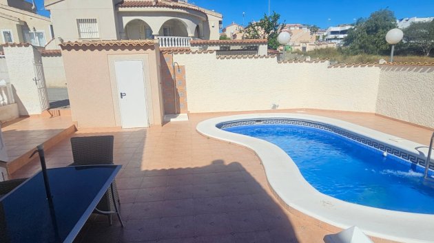 Reventa - Chalets -
Rojales - Benimar