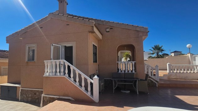 Reventa - Chalets -
Rojales - Benimar
