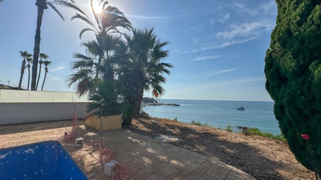Reventa - Chalets -
Cabo Roig