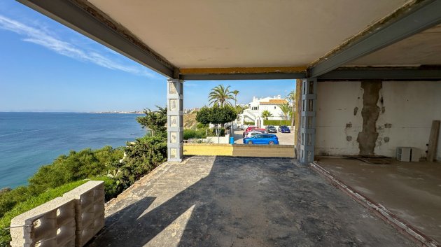 Reventa - Chalets -
Cabo Roig