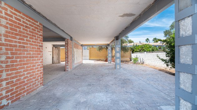 Reventa - Chalets -
Cabo Roig