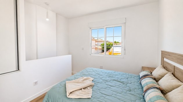 Reventa - Adosado -
Orihuela Costa - Los Altos