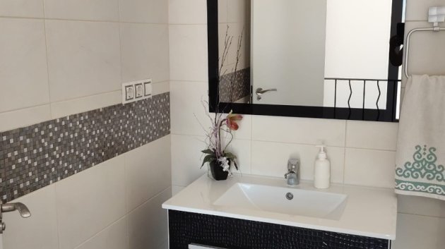 Resale - Villa -
San Fulgencio - La Marina