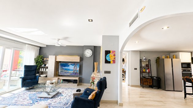 Resale - Apartments -
Altaona Golf and Country Village - Altaona Golf - Country Village