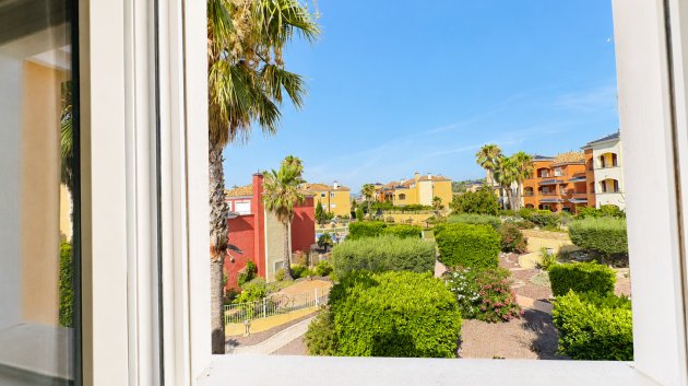Resale - Apartments -
Altaona Golf and Country Village - Altaona Golf - Country Village