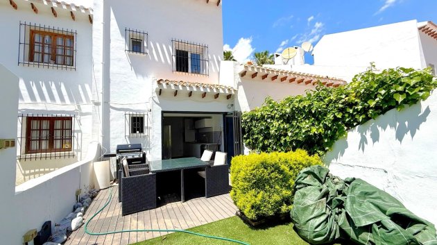 Resale - Townhouse -
Orihuela Costa - Villamartín