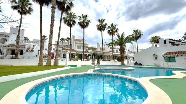 Resale - Townhouse -
Orihuela Costa - Villamartín