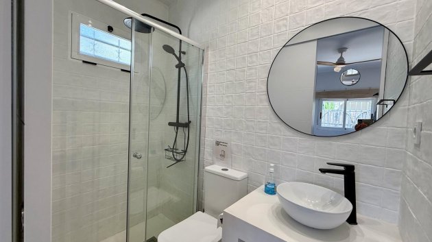 Resale - Villa -
Orihuela Costa - Campoamor