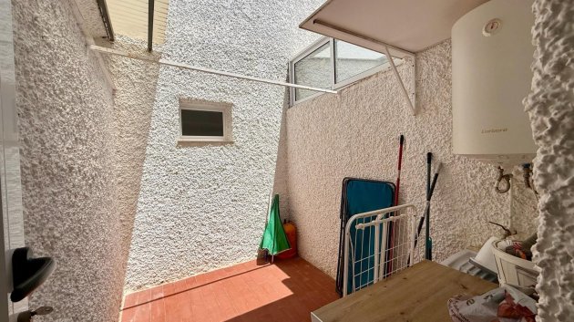 Resale - Villa -
Orihuela Costa - Campoamor