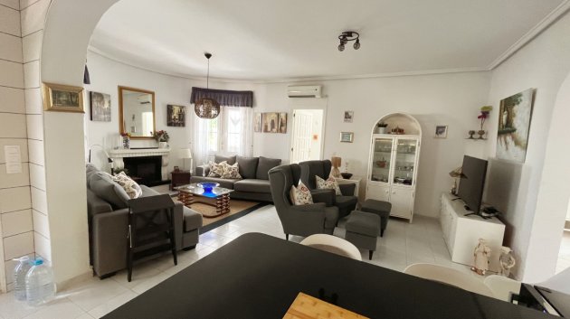 Resale - Villa -
Ciudad Quesada - La Marquesa Golf