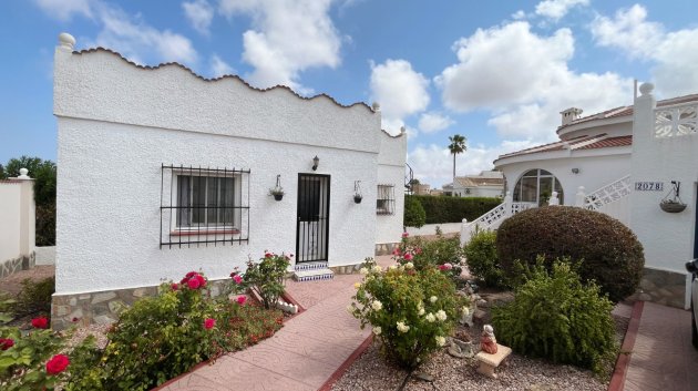 Resale - Villa -
Ciudad Quesada - La Marquesa Golf