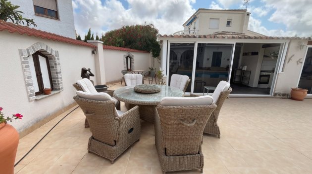 Resale - Villa -
Ciudad Quesada - La Marquesa Golf