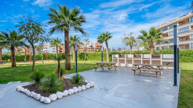 Resale - Apartments -
Orihuela Costa - Playa Flamenca
