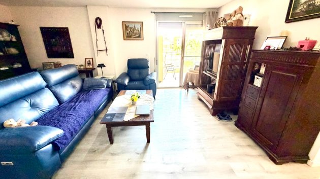 Resale - Apartments -
Orihuela Costa - La Zenia