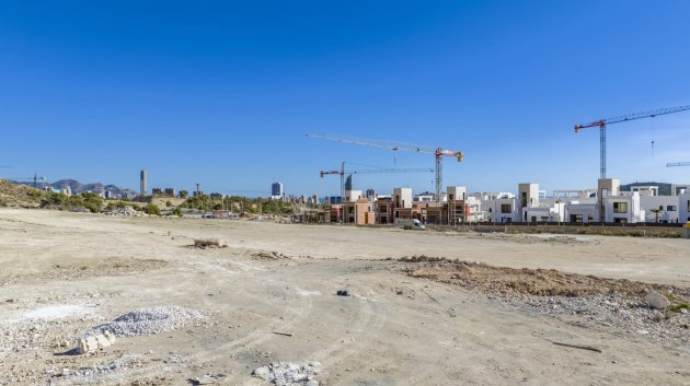Obra nueva - Apartamentos -
Finestrat