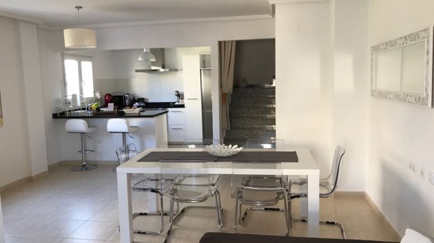 Resale - Townhouse -
Ciudad Quesada - Doña Pepa