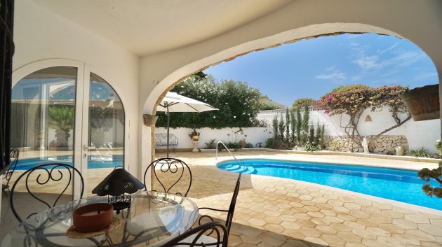 Resale - Villa -
Benissa - Punta Estrella