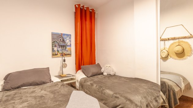 Resale - Apartments -
Torrevieja