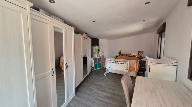 Resale - Villa -
Torrevieja - Costa Blanca