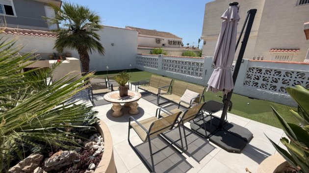 Resale - Villa -
Torrevieja - Costa Blanca