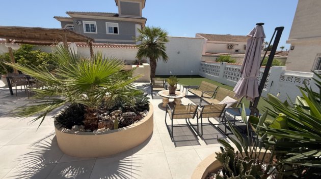 Resale - Villa -
Torrevieja - Costa Blanca