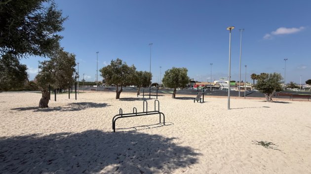 Resale - Villa -
Torrevieja - Costa Blanca