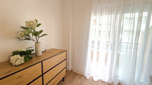 Resale - Apartments -
Torrevieja - Costa Blanca