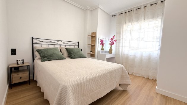 Resale - Apartments -
Torrevieja - Costa Blanca