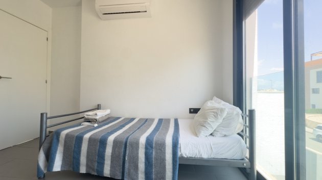 Resale - Townhouse -
La Zenia