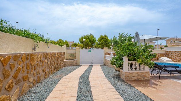 Resale - Villa -
Gran Alacant - Costa Blanca
