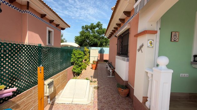 Reventa - Chalets -
Los Montesinos - La Herrada