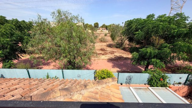 Reventa - Chalets -
Los Montesinos - La Herrada