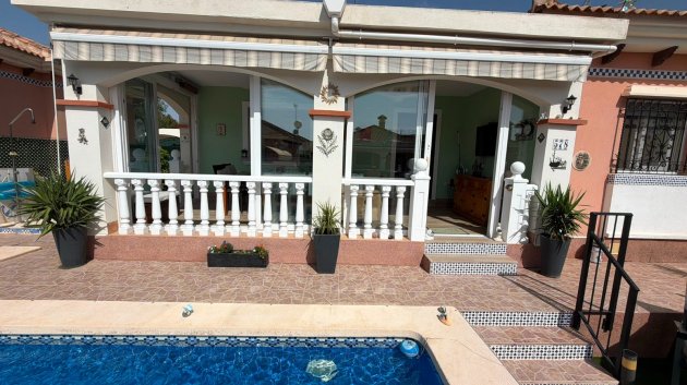 Reventa - Chalets -
Los Montesinos - La Herrada