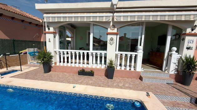 Reventa - Chalets -
Los Montesinos - La Herrada