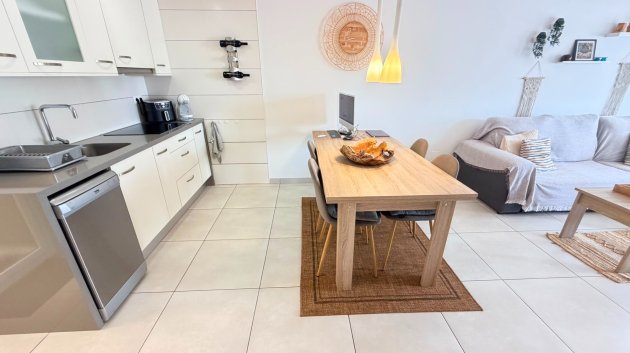 Reventa - Apartamentos -
Torrevieja - Aguas Nuevas