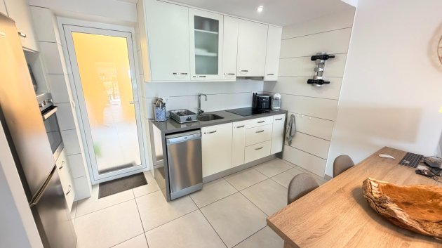 Reventa - Apartamentos -
Torrevieja - Aguas Nuevas