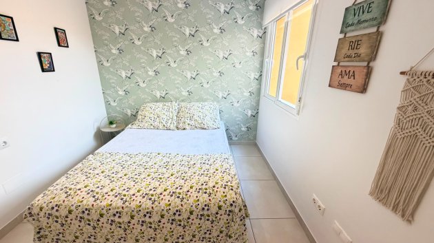 Reventa - Apartamentos -
Torrevieja - Aguas Nuevas