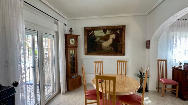 Resale - Townhouse -
Ciudad Quesada - Doña Pepa