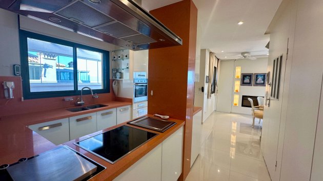 Resale - Apartments -
Guardamar del Segura - Marjal Beach